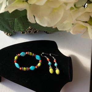 Bracelet and earrings